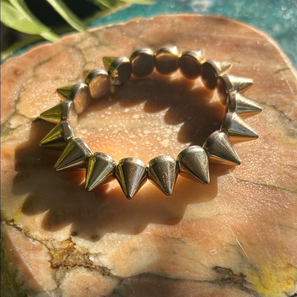 Gold Spike Stretch Bracelet